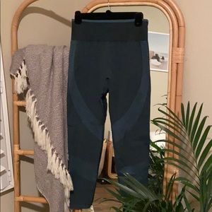 VS PINK Seamless Leggings